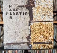 LP-halb-aus-plastik-halb-beton-01