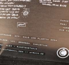 LP-halb-aus-plastik-halb-beton-08