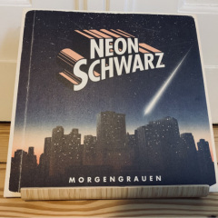 Neonschwarz-Morgengrauen-3