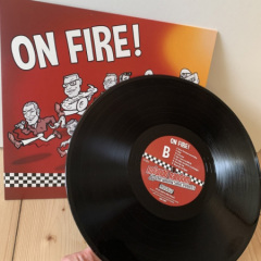 Rolando-Random-The-Young-Soul-Rebels-On-Fire_1-4