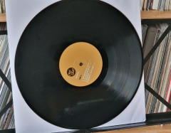 LP-whos-the-cuban-03