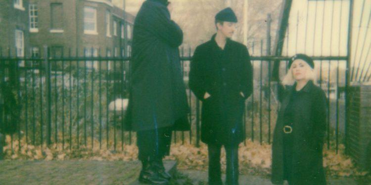 Girls In Synthesis / Copyright: Bea Dewhurst