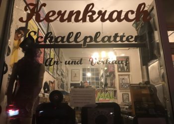 KERNKRACH – Ein Imperium spielt zurück (Interview mit Jörg Steinmeyer, dem Besitzer der "Kernkrach Schallplatten") 2