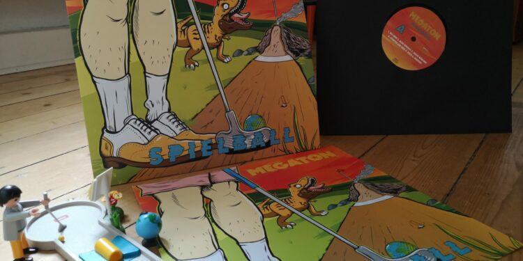 Megaton – Spielball