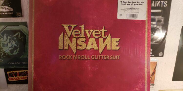 Velvet Insane - Rock 'n' Roll Glitter Suit 1 Velvet Insane - Rock n Roll Glitter Suite