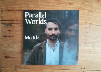 Mo Klé - Parallel Worlds