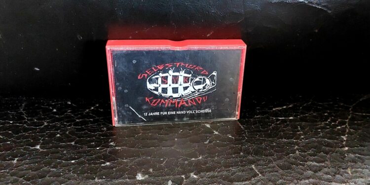 Selbstmordkommando - 12 Jahre für eine Hand voll Scheisse 1 Selbstmordkommando - 12 Jahre für eine Hand voll Scheisse