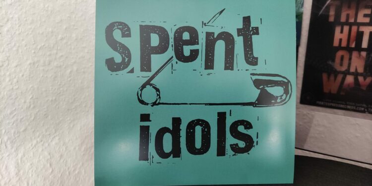 Spent Idols - Land Of The Lost/Bored Girl 1 Spent Idols - Land Of The Lost/Bored Girl