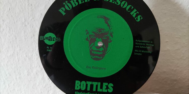 Pöbel Und Gesocks / Bottles - Das Kollegium