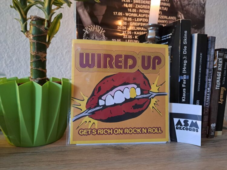 Wired Up - Get's Rich On RocknRoll