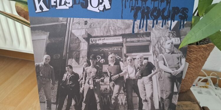 Kiezgesöx / Shock Troops - Ey! die Platte!