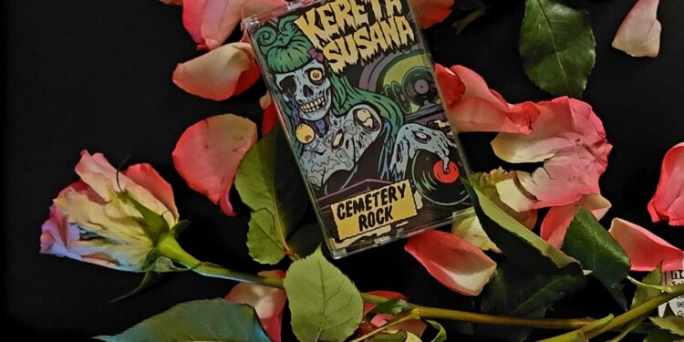 Kereta Susana - Cemetery Rock 1 Kereta Susana - Cemetery Rock