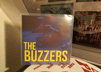 The Buzzers - The Buzzers