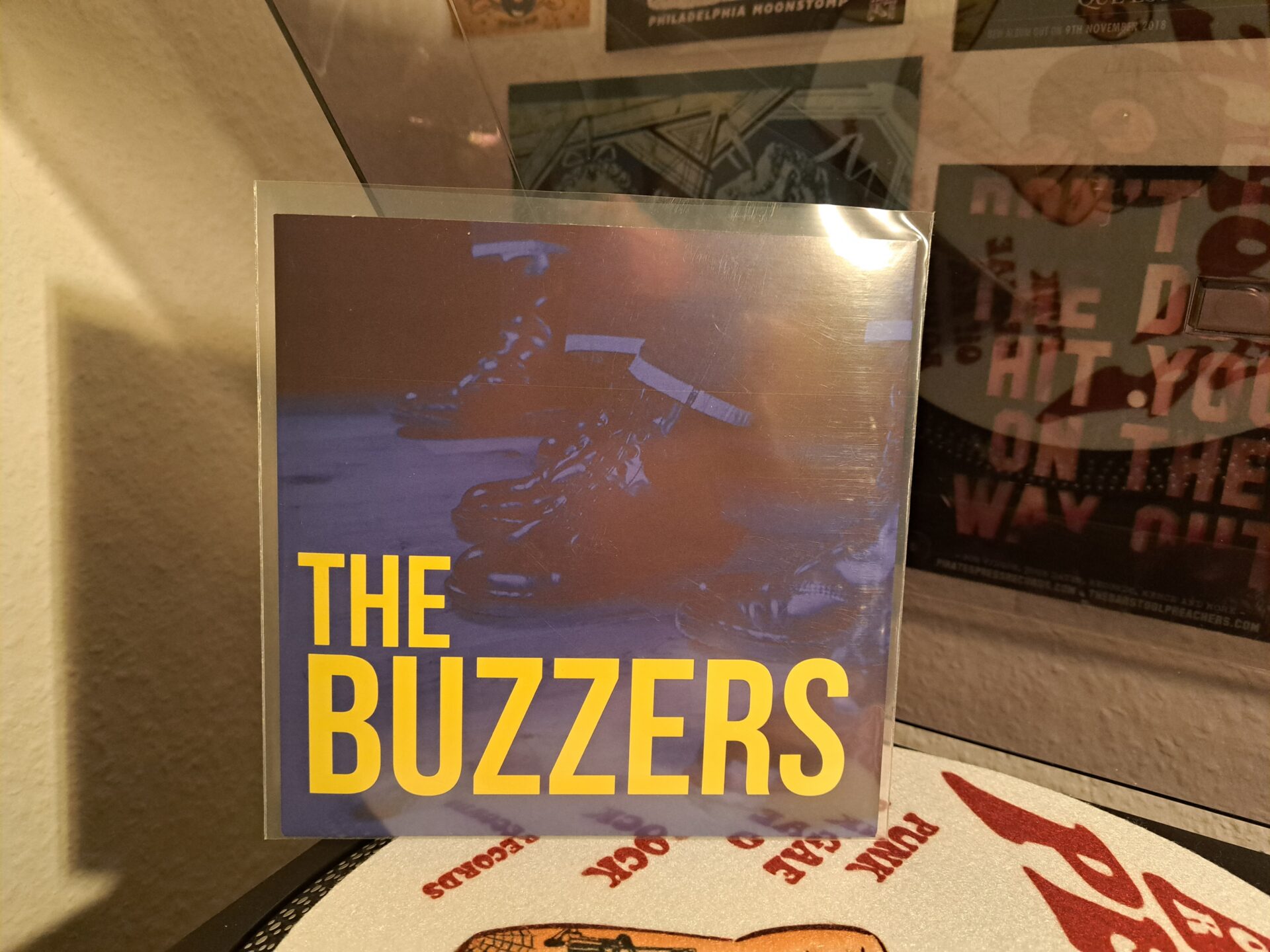The Buzzers &#8211; The Buzzers