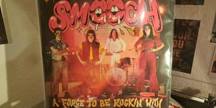 Smooch - A Force To Be Rockin' With