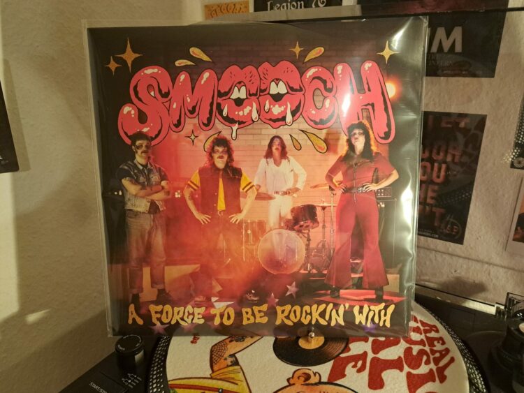 Smooch - A Force To Be Rockin' With
