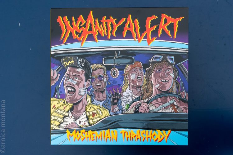 Hier siehst Du das Album Cover des Albums Moshemiam Thrashody von Insanity Alert