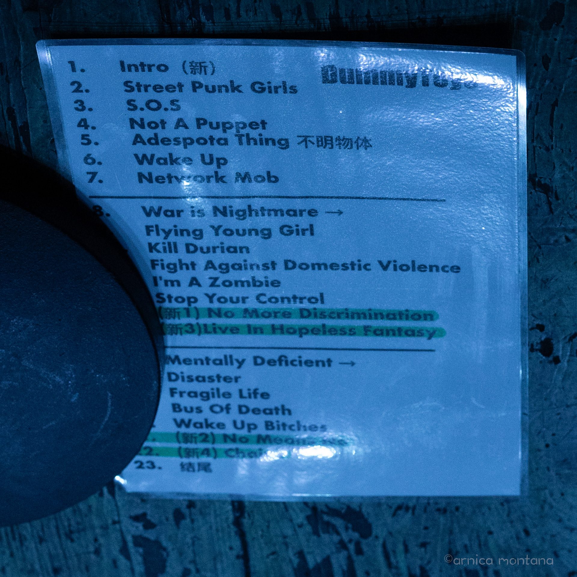 Dummy Toys Zusehen ist die Set List der Dummy Toys