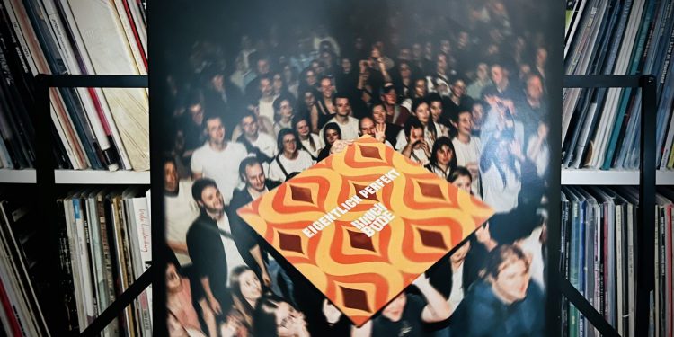 Bruchbude - Eigentlich perfekt 1 Bruchbude – Eigentlich perfekt