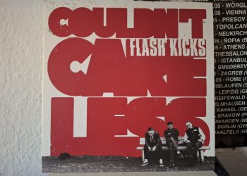 Flash Kicks - Couldn´t Care Less