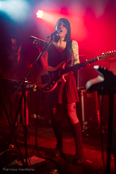 Diversity Dive #17 – LA SÉCURITÉ + STÄDTISCHE MANIEREN 4 Concert Pictures From 2026 Tour La Sécurité, Album Bingo
