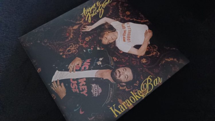 Angus & Julia Stone - Karaoke Bar 1