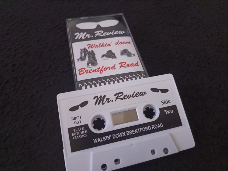 Mr. Review - Walkin´ Down Brentford Road 1 Mr. Review - Walkin´ Down Brentford Road 1